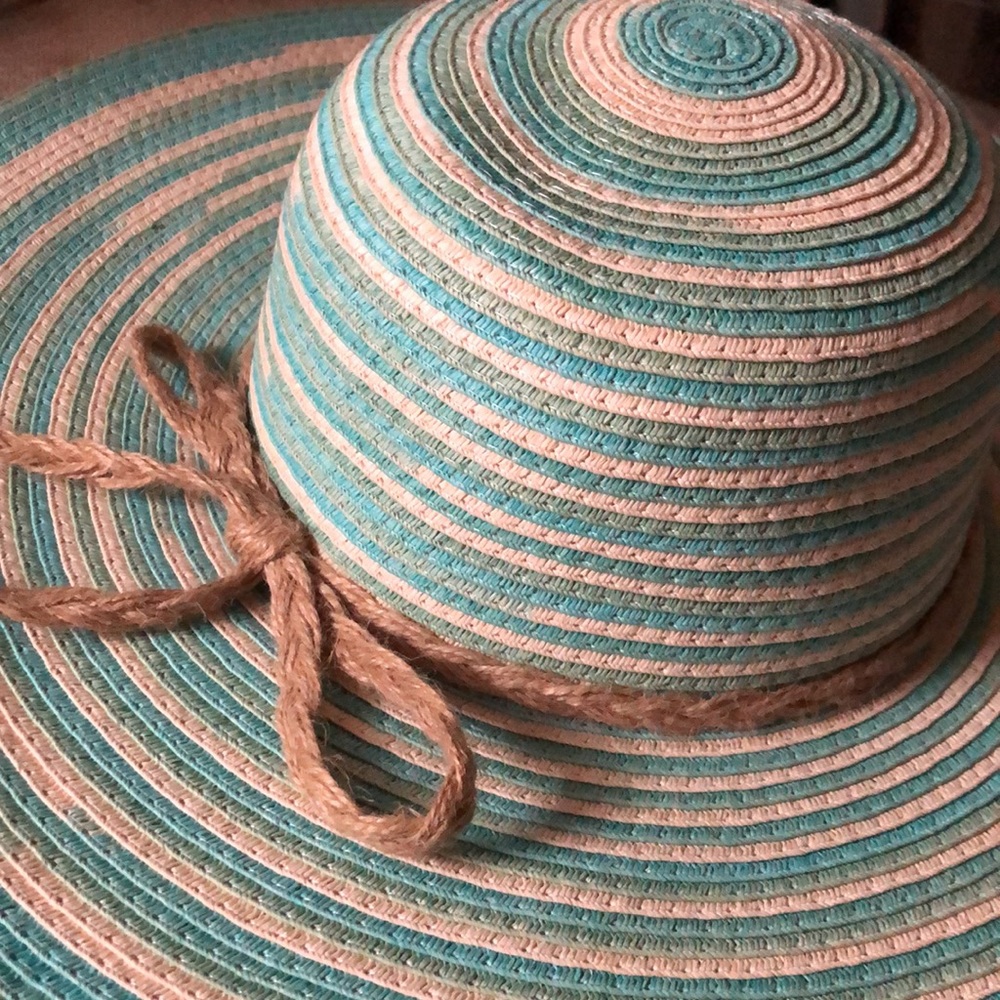 Word Market Sunhat - Picture 3 of 4